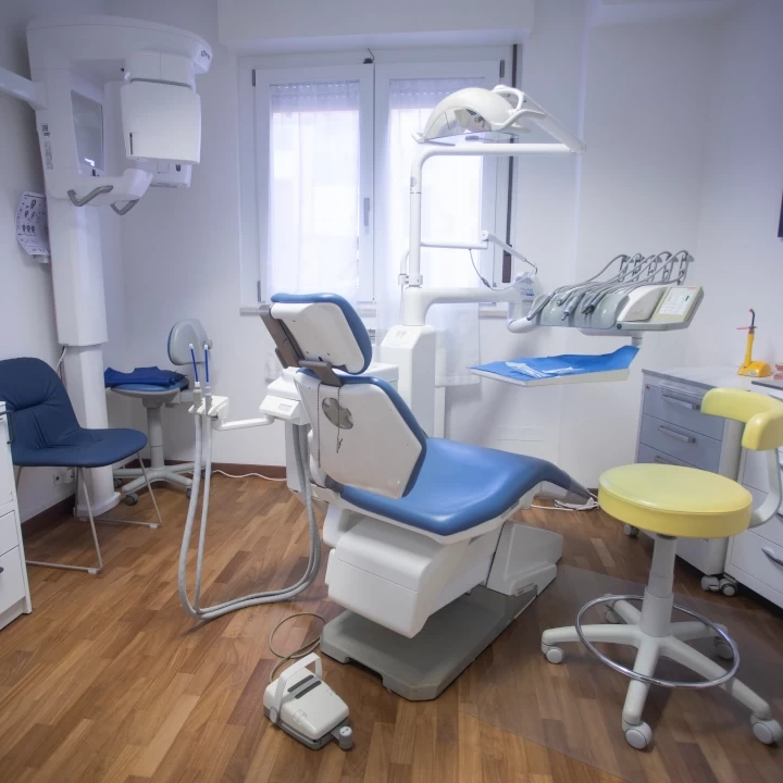 dentista mattioli a chiaravalle